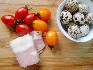 迷你<a href=/shicai/rouqin/PeiGen/index.html target=_blank><u>培根</u></a><a href=/shicai/rouqin/AnChun/index.html target=_blank><u>鹌鹑</u></a>蛋披萨