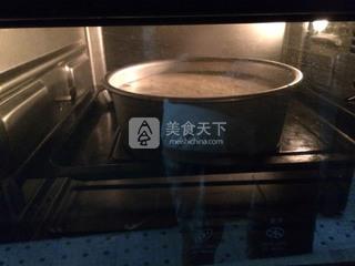 <a href=/shicai/mimian/NaiYou/index.html target=_blank><u>奶油</u></a>霜<a href=zt/qifengdg target=_blank><u>戚风蛋糕</u></a>