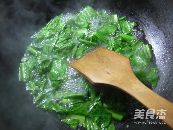 咖喱天菜芯煮<a href=/shicai/mimian/NianGao/index.html target=_blank><u>年糕</u></a>的做法