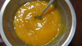 <a href=/shicai/guopin/MangGuo/index.html target=_blank><u>芒果</u></a><a href=/shicai/mimian/NaiLao/index.html target=_blank><u>奶酪</u></a>慕斯蛋糕