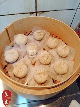 <a href=/shicai/shucai/XiangGu/index.html target=_blank><u>香菇</u></a><a href=/shicai/shucai/QingCai/index.html target=_blank><u>青菜</u></a>包