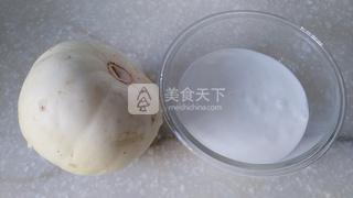 <a href=/shicai/guopin/XiangGua/index.html target=_blank><u>香瓜</u></a>奶昔