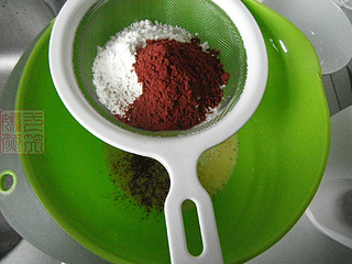 <a href=/shicai/mimian/NaiYou/index.html target=_blank><u>奶油</u></a>蛋糕塔