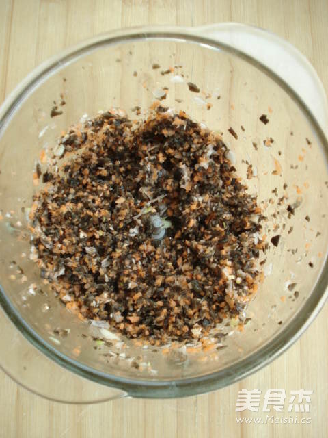 #香雪面粉#<a href=/shicai/shucai/MuEr/index.html target=_blank><u>木耳</u></a><a href=/shicai/shucai/HuLuoBo/index.html target=_blank><u>胡<a href=/shicai/shucai/LuoBo/index.html target=_blank><u>萝卜</u></a></u></a>饺子的做法