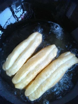酥脆小<a href=/shicai/mimian/YouTiao/index.html target=_blank><u>油条</u></a>