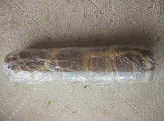 长颈鹿<a href=zt/qifengdg target=_blank><u>戚风蛋糕</u></a>卷