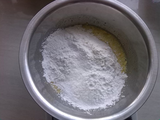 <a href=/shicai/mimian/QiaoKeLi/index.html target=_blank><u>巧克力</u></a>手指饼干