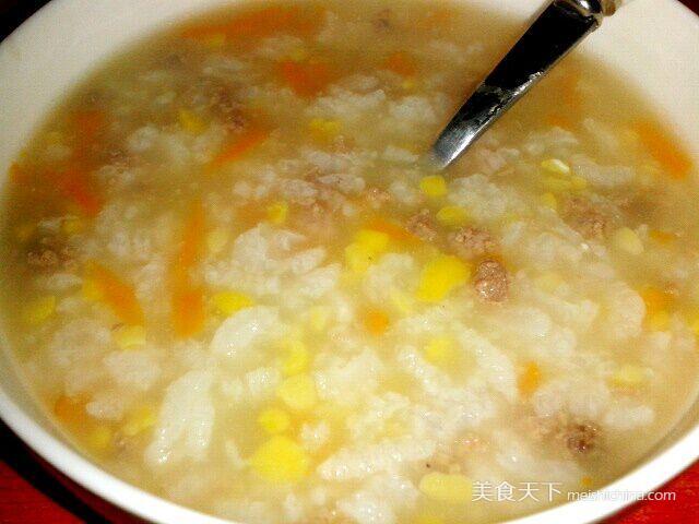 <a href=/shicai/shucai/HuLuoBo/index.html target=_blank><u>胡<a href=/shicai/shucai/LuoBo/index.html target=_blank><u>萝卜</u></a></u></a><a href=/shicai/rouqin/NiuRou/index.html target=_blank><u>牛肉</u></a>粥