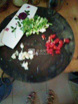 <a href=/shicai/rouqin/HuoTui/index.html target=_blank><u>火腿</u></a><a href=/shicai/shucai/TuDou/index.html target=_blank><u>土豆</u></a>丝