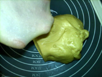 花式水果<a href=/shicai/mimian/MianBao/index.html target=_blank><u>面包</u></a>圈