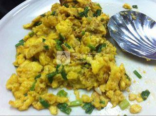 <a href=/shicai/mimian/ZhiShi/index.html target=_blank><u>芝士</u></a>酱炒蛋