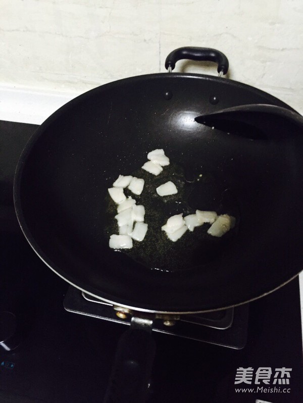 <a href=/shicai/shucai/QingJiao/index.html target=_blank><u>青椒</u></a>炒肉的做法