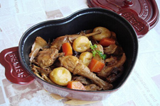 炖鸡的做法,<a href=zt/dunji target=_blank><u>炖鸡的做法大全</u></a>