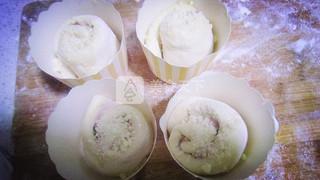 杯子<a href=/shicai/guopin/ManYueMei/index.html target=_blank><u>蔓越莓</u></a><a href=/shicai/mimian/MianBao/index.html target=_blank><u>面包</u></a>