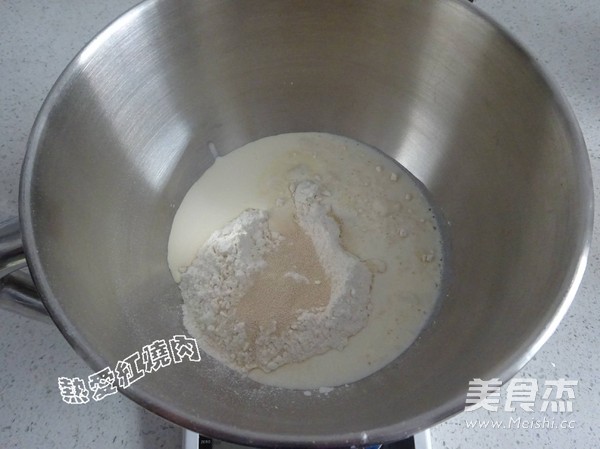 小熊挤挤果酱包的做法