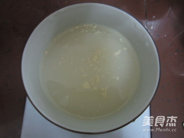 蝴蝶花卷的做法