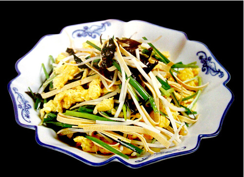 木须<a href=/shicai/mimian/FenSi/index.html target=_blank><u>粉丝</u></a><a href=/shicai/shucai/YuanBaiCai/index.html target=_blank><u>圆<a href=/shicai/shucai/BaiCai/index.html target=_blank><u>白菜</u></a></u></a>怎么做？