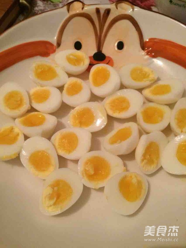 不一样的<a href=/shicai/rouqin/AnChun/index.html target=_blank><u>鹌鹑</u></a>蛋的做法