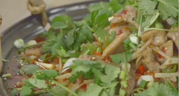 麻辣鲜香的自贡鲜锅兔怎么做?