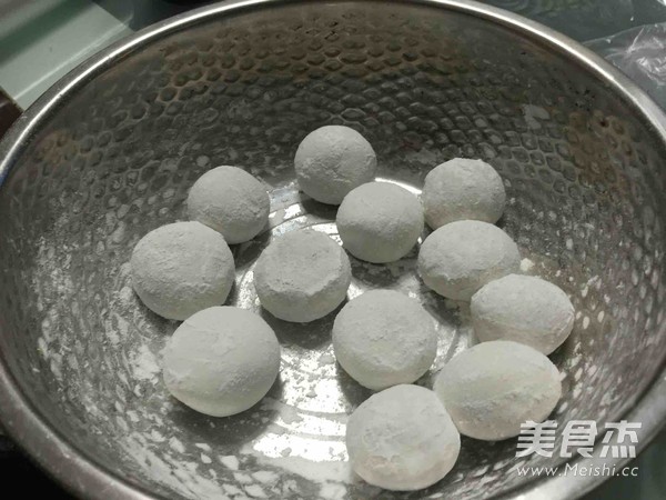 <a href=/shicai/guopin/HeiZhiMa/index.html target=_blank><u>黑<a href=/shicai/guopin/ZhiMa/index.html target=_blank><u>芝麻</u></a></u></a>汤圆的做法