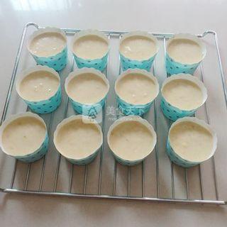 <a href=/shicai/guopin/XianJiao/index.html target=_blank><u>香蕉</u></a>马芬蛋糕