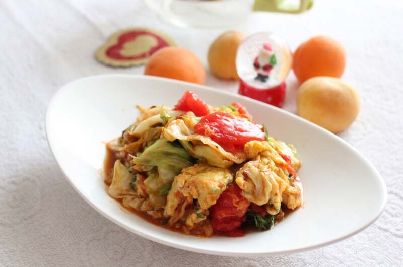 <a href=/shicai/shucai/YuanBaiCai/index.html target=_blank><u>圆<a href=/shicai/shucai/BaiCai/index.html target=_blank><u>白菜</u></a></u></a>炒<a href=/shicai/shucai/XiHongShi/index.html target=_blank><u>西红柿</u></a>1