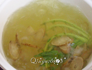 <a href=/shicai/shucai/NiuPang/index.html target=_blank><u>牛蒡</u></a><a href=/shicai/guopin/GouQi/index.html target=_blank><u>枸杞</u></a>茶