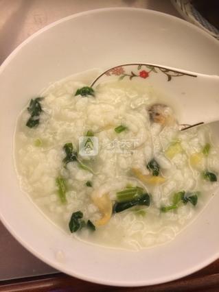 <a href=/shicai/shuichanpin/BaoYu/index.html target=_blank><u>鲍鱼</u></a><a href=/shicai/shucai/QinCai/index.html target=_blank><u>芹菜</u></a>粥