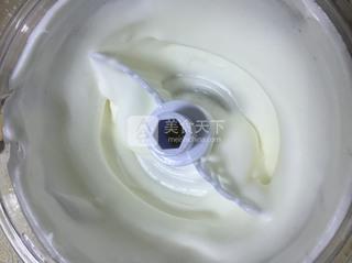 土<a href=/shicai/rouqin/JiDan/index.html target=_blank><u>鸡蛋</u></a>的<a href=zt/qifengdg target=_blank><u>戚风蛋糕</u></a>