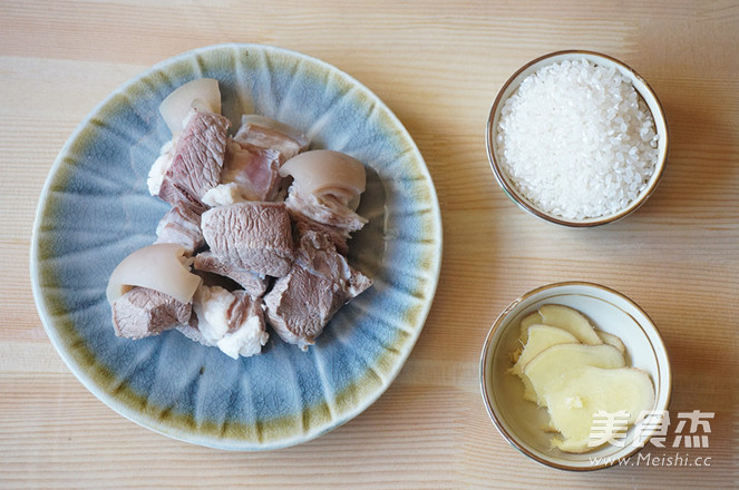 #恒大兴安滋补<a href=/shicai/rouqin/YangRou/index.html target=_blank><u>羊肉</u></a>粥#的做法