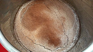 6寸可可<a href=zt/qifengdg target=_blank><u>戚风蛋糕</u></a>