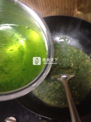 营养全面<a href=/shicai/mimian/MianTiao/index.html target=_blank><u>面条</u></a>糊