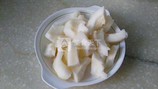 <a href=/shicai/guopin/XiangGua/index.html target=_blank><u>香瓜</u></a>奶昔