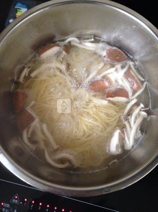 <a href=/shicai/guopin/NingMeng/index.html target=_blank><u>柠檬</u></a><a href=/shicai/shucai/XiangGu/index.html target=_blank><u>香菇</u></a><a href=/shicai/mimian/YiMian/index.html target=_blank><u>意面</u></a>