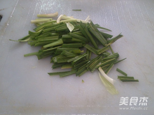 风味炒<a href=/shicai/mimian/NianGao/index.html target=_blank><u>年糕</u></a>的做法