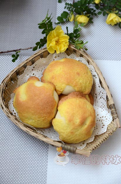 <a href=/shicai/guopin/BoLuo/index.html target=_blank><u>菠萝</u></a>包怎么做