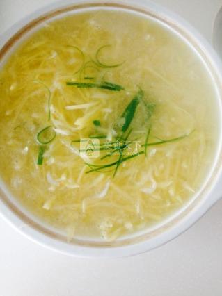 <a href=/shicai/shucai/TuDou/index.html target=_blank><u>土豆</u></a>丝汤