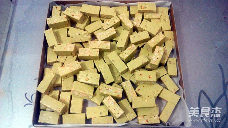 抹茶牛轧糖的做法