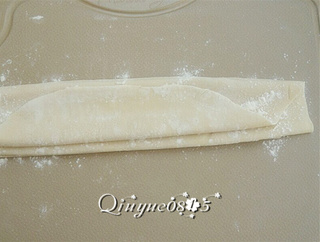 <a href=/shicai/diaoweipin/DouChi/index.html target=_blank><u>豆豉</u></a>酱拌面