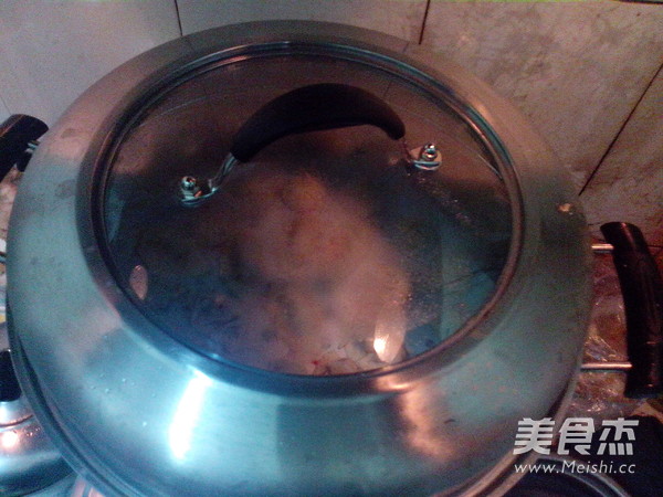 <a href=/shicai/shucai/XiangGu/index.html target=_blank><u>香菇</u></a><a href=/shicai/shucai/LuoBo/index.html target=_blank><u>萝卜</u></a>蒸饺的做法