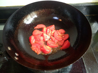 <a href=/shicai/shucai/QiuKui/index.html target=_blank><u>秋葵</u></a>番茄蛋汤