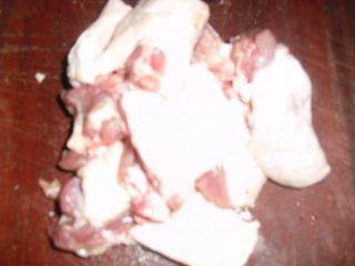 <a href=/shicai/rouqin/YaTui/index.html target=_blank><u>鸭腿</u></a>烧<a href=/shicai/shucai/ChunSun/index.html target=_blank><u>春笋</u></a>