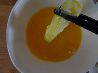 脆炸小<a href=/shicai/mimian/NianGao/index.html target=_blank><u>年糕</u></a>