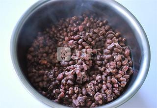 自制<a href=/shicai/mimian/HongDou/index.html target=_blank><u>红豆</u></a>沙