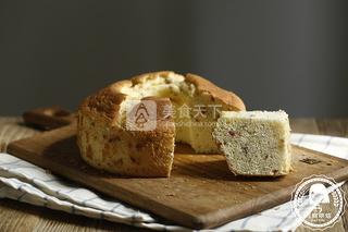 <a href=/shicai/guopin/ManYueMei/index.html target=_blank><u>蔓越莓</u></a>乳酪戚风