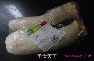 蚝汁<a href=/shicai/shucai/XingBaoGu/index.html target=_blank><u><a href=/shicai/guopin/Xing/index.html target=_blank><u>杏</u></a>鲍菇</u></a>