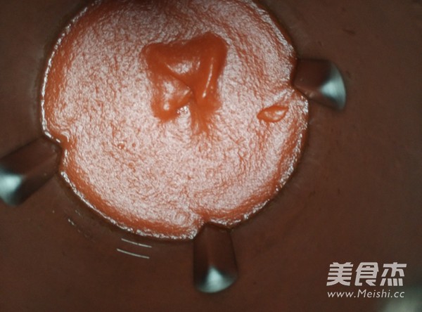 <a href=/shicai/guopin/ShanZha/index.html target=_blank><u>山楂</u></a>汁的做法