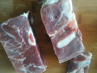 五香酱<a href=/shicai/rouqin/NiuRou/index.html target=_blank><u>牛肉</u></a>