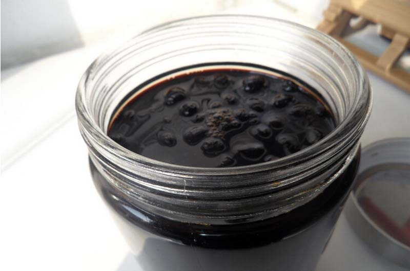 <a href=/shicai/mimian/HeiDou/index.html target=_blank><u>黑豆</u></a>粥的做法2