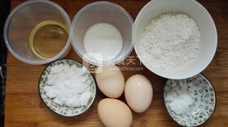 6寸<a href=zt/qifengdg target=_blank><u>戚风蛋糕</u></a>